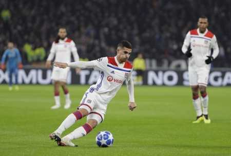 两位选手的 两位选手的