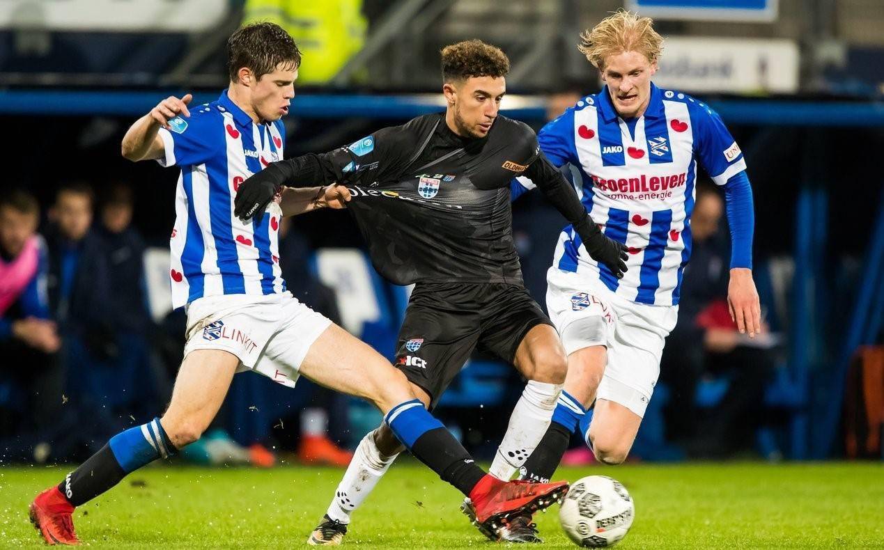 了他在关键 了他在关键