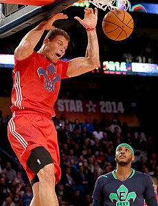 小托马斯近况：亮相比尔婚礼，35岁仍怀抱NBA梦想，与美丽娇妻幸福生活