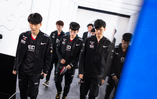 竞版图持续 竞版图持续